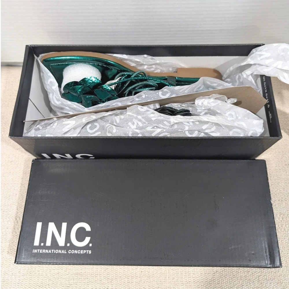 INC International Concepts Emerald Green Metallic Rosette Lace up Sandals 7.5M